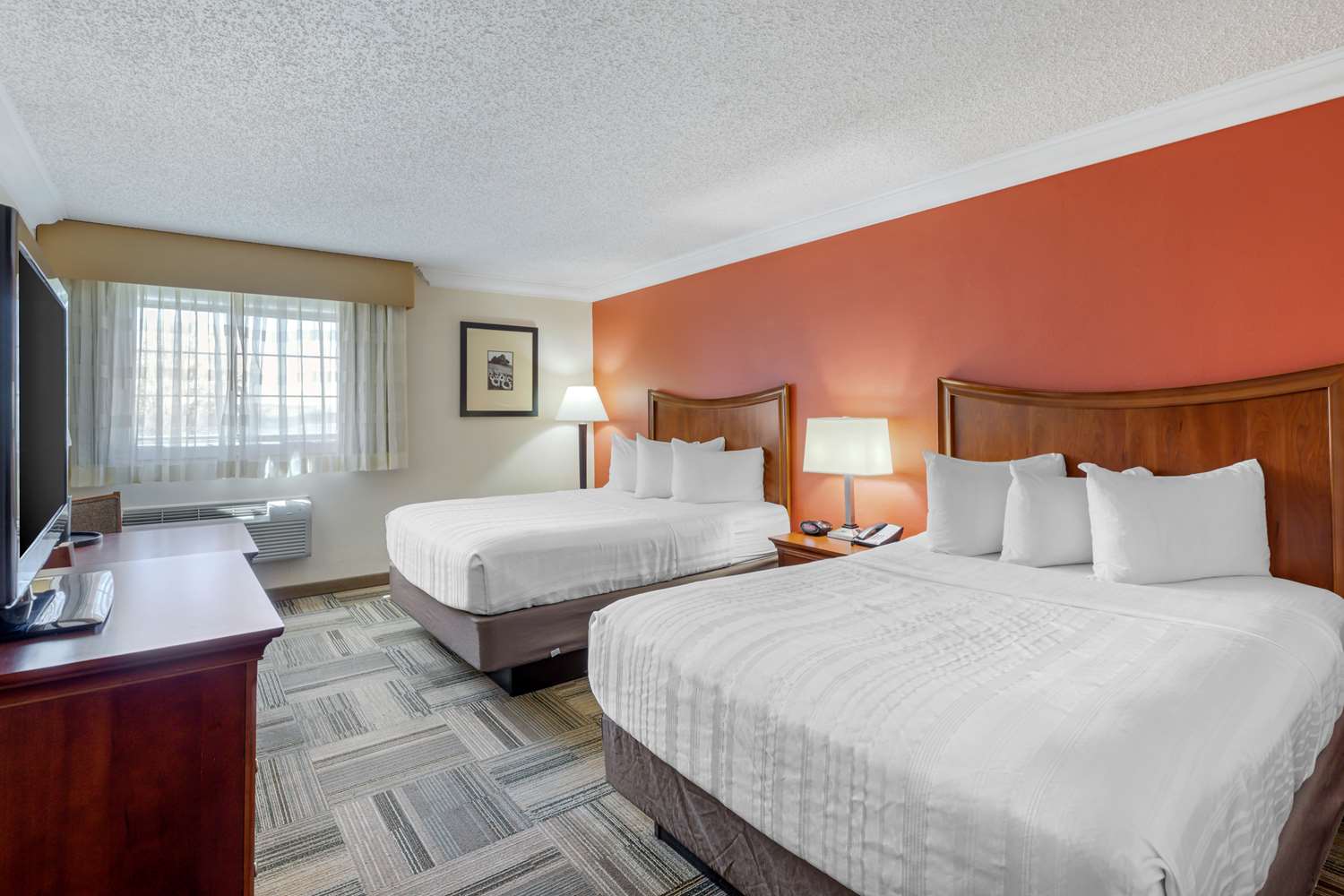 Room, 2 Queen Beds, Pet Friendly
