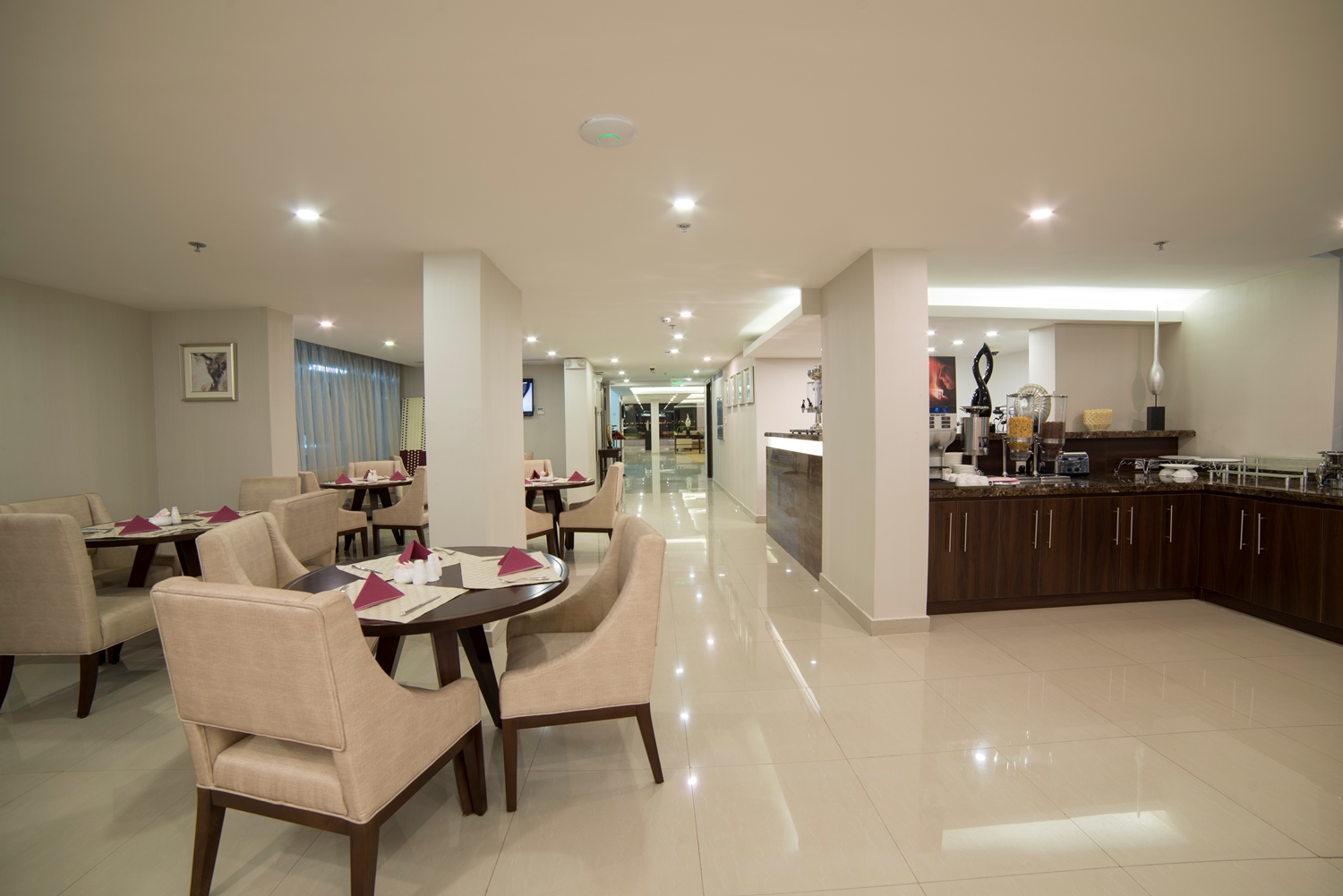 توليب ان كورنيش الدمام(Taskeen Served Apartment) 9/11