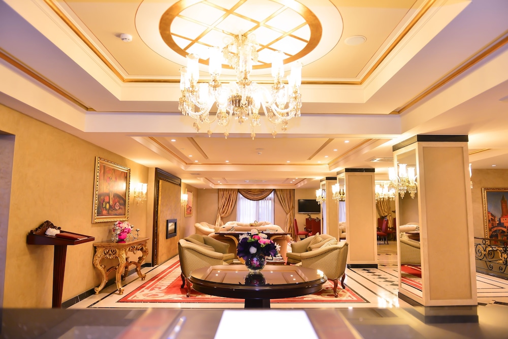 The Lake Palace Hotel Baku 3/50