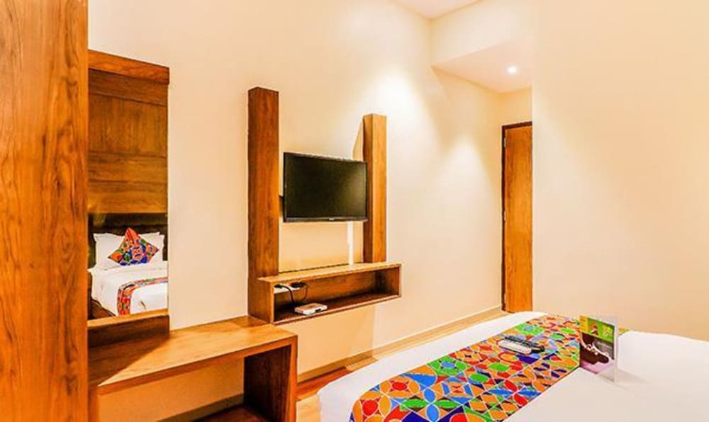 Fabhotel Ascot International Andheri 50/50