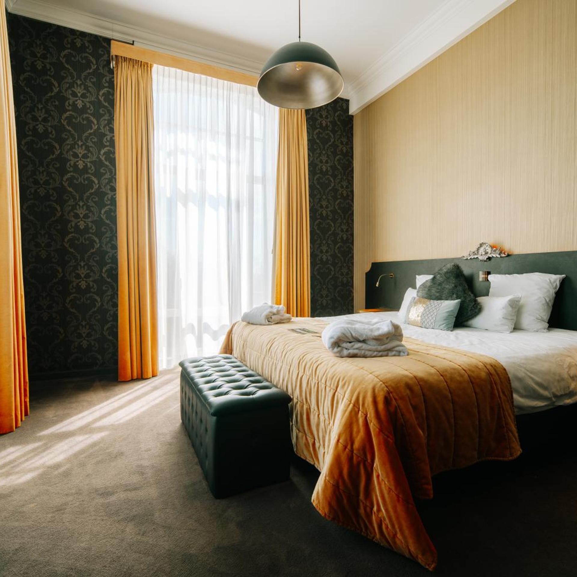 جناح بسرير كينج، Chateau de Namur 6/10