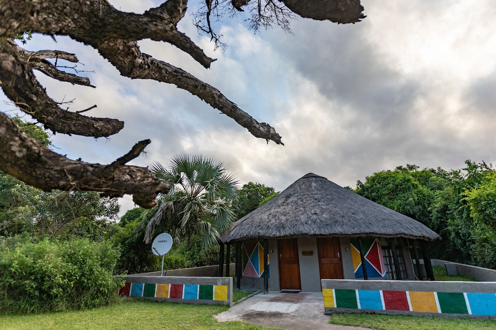Gooderson Dumazulu Lodge and Traditional Village 28/50