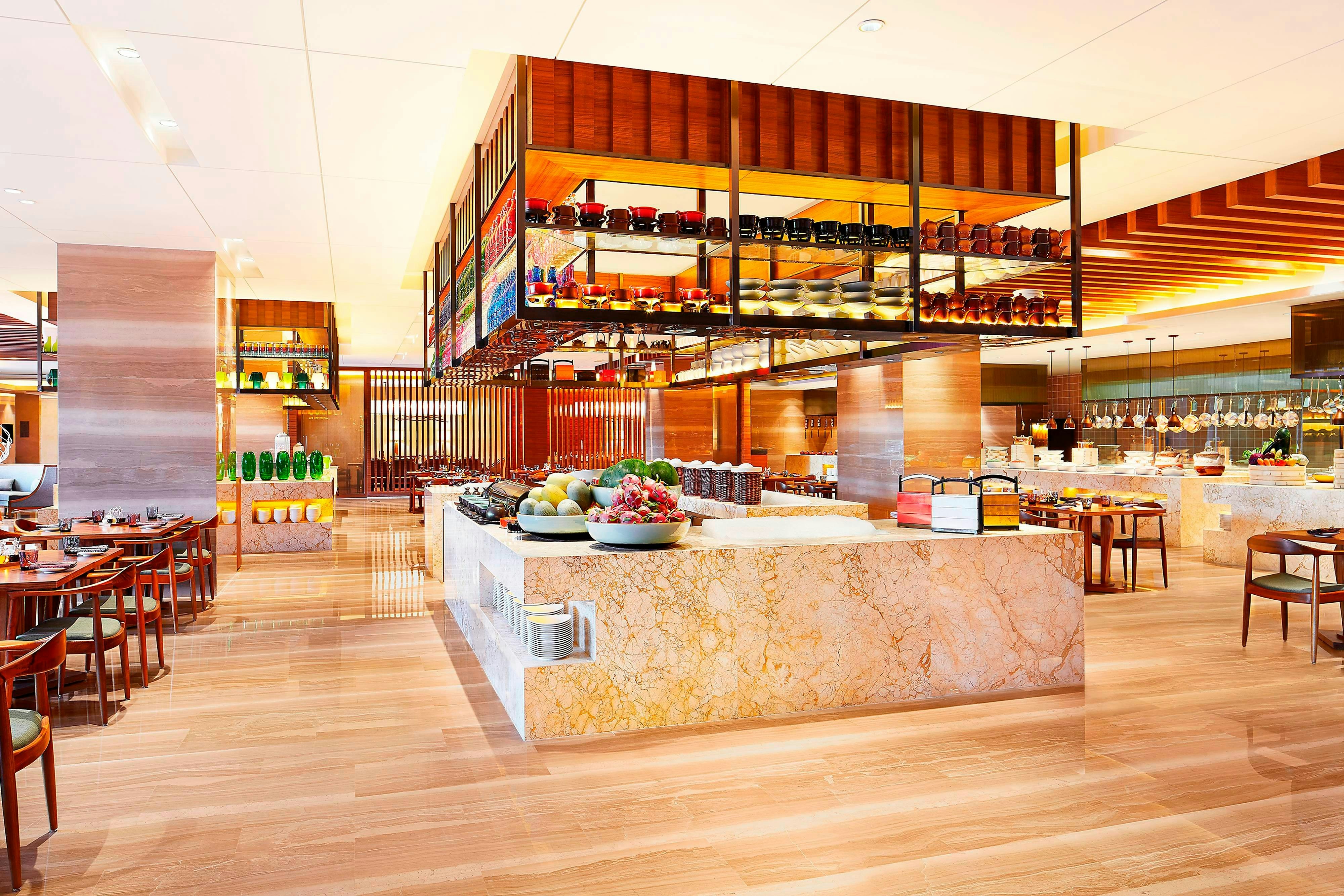 Sheraton Grand Zhengzhou Hotel 13/19