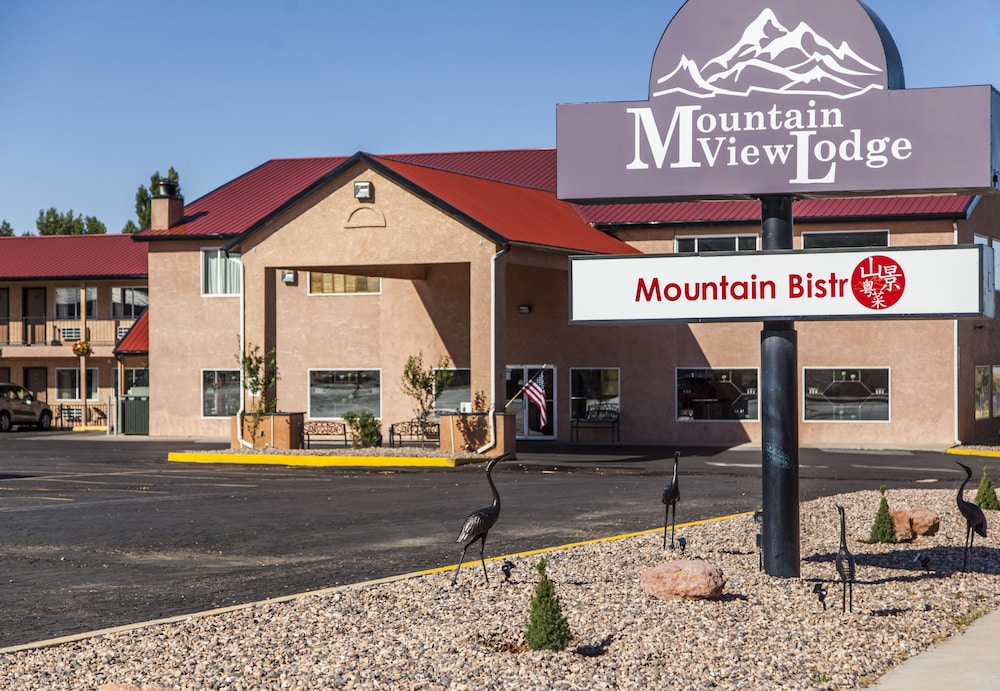 Mountain View Lodge 59/61