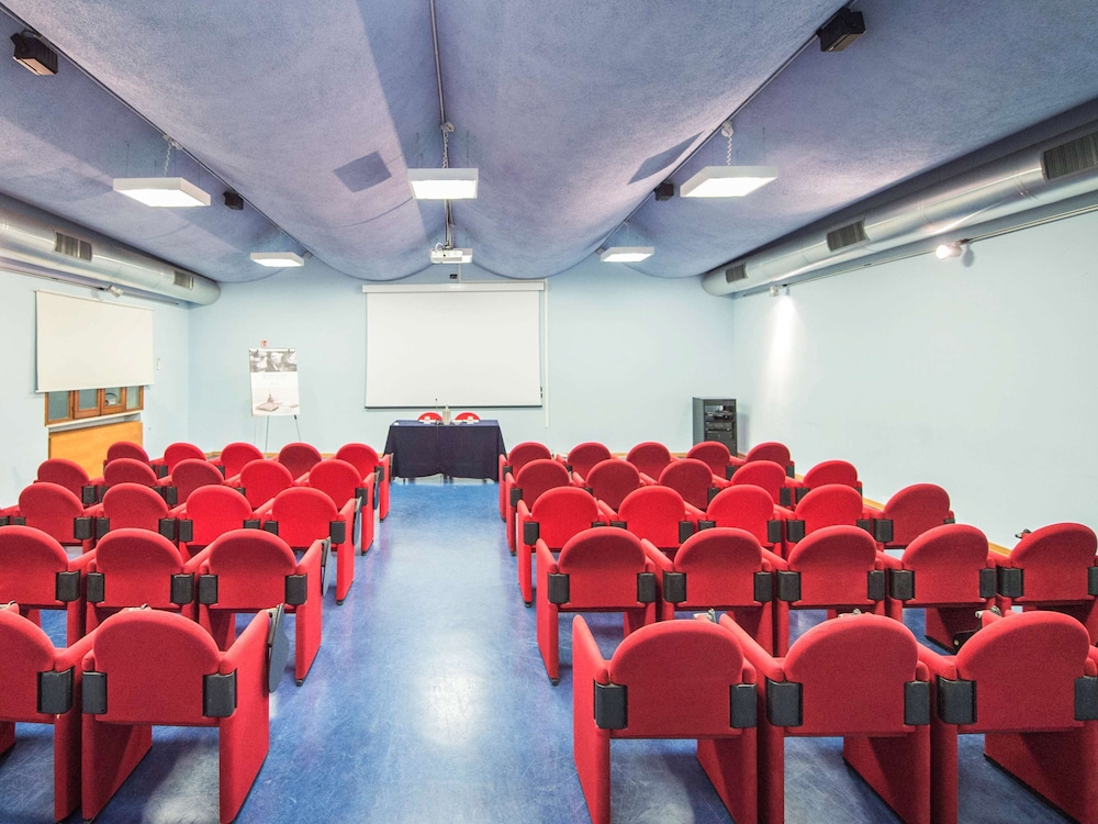 Mercure Tirrenia Green Park 37/50