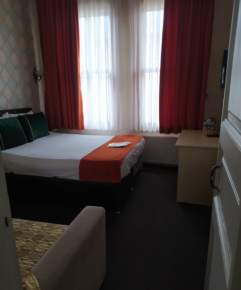 LE SAFRAN SUITE 21/50