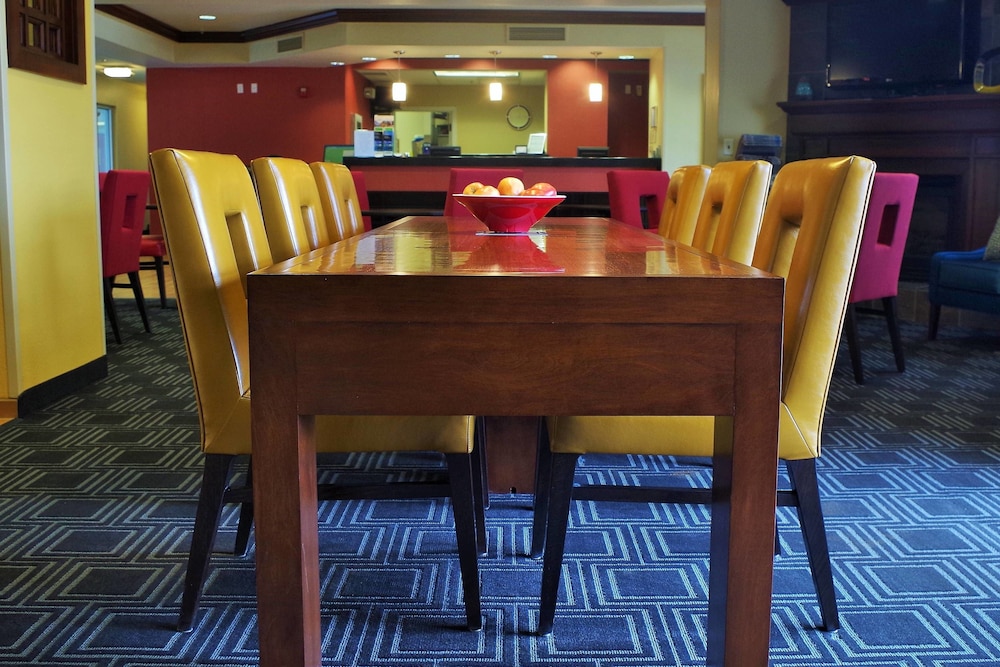 Towneplace Suites Joplin 28/46