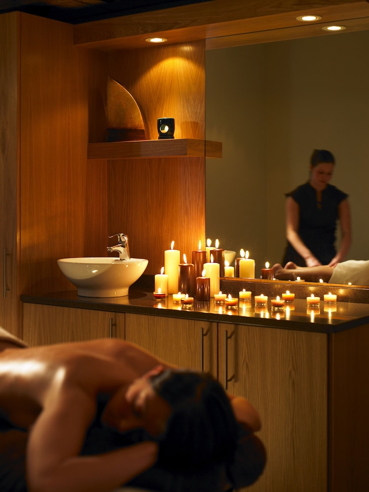 Hollins Hall Hotel, Spa & Golf 30/60