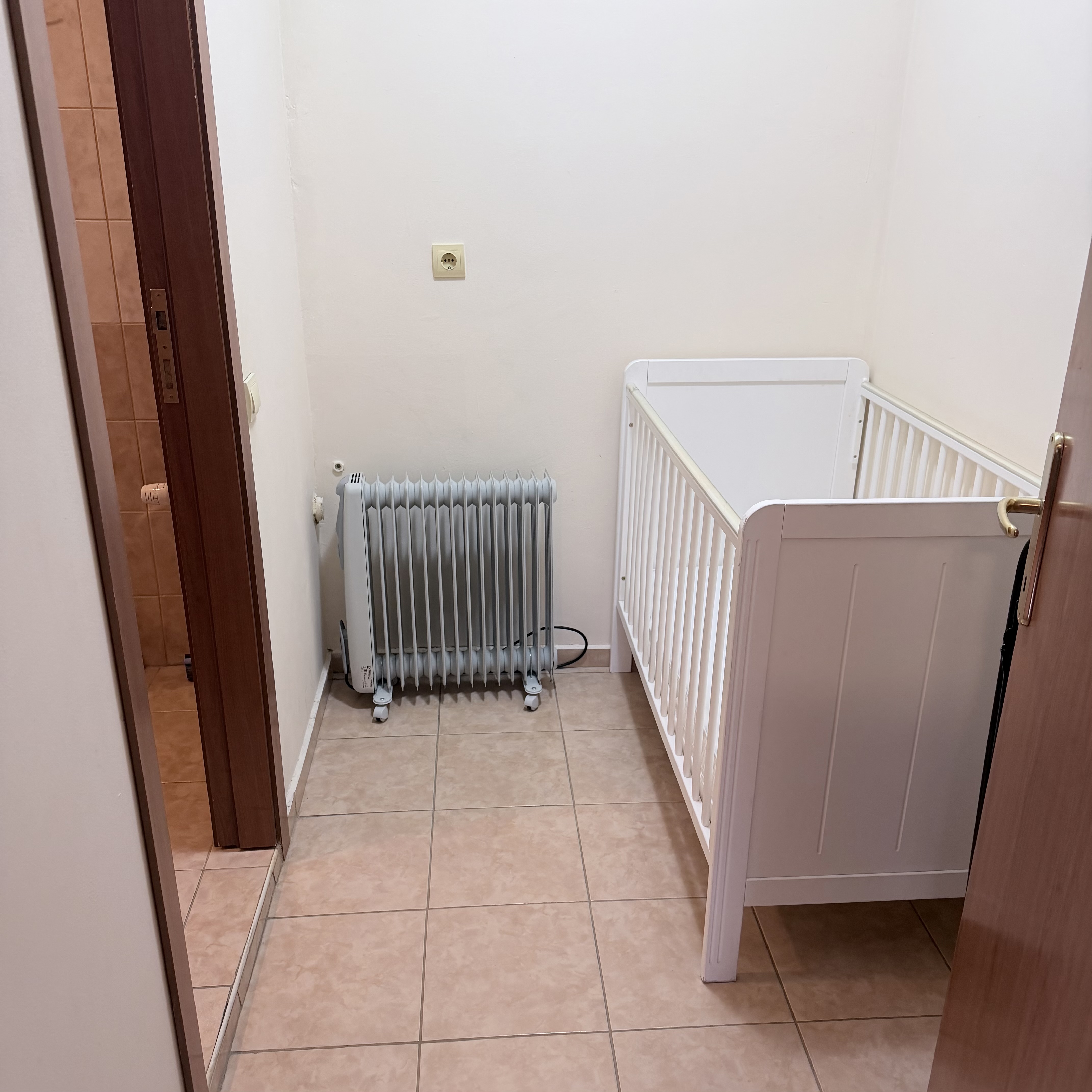 Persey Flora Apartments 22/50