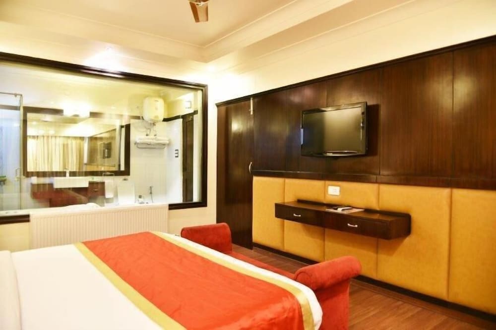 Indraprastha Resort Dalhousie 18/50