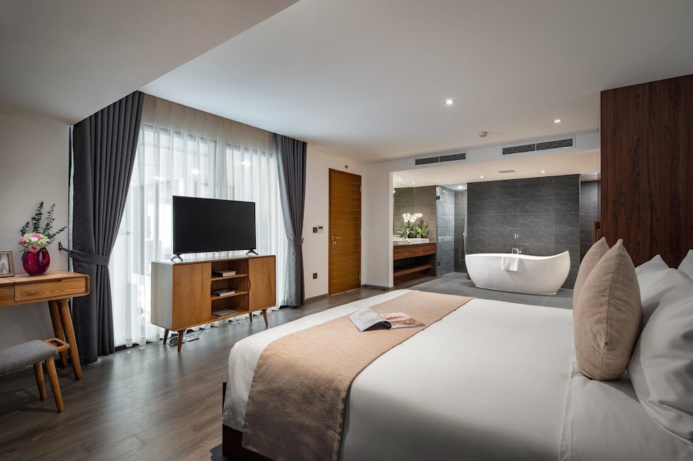 Pentstudio West Lake Hanoi 4/35