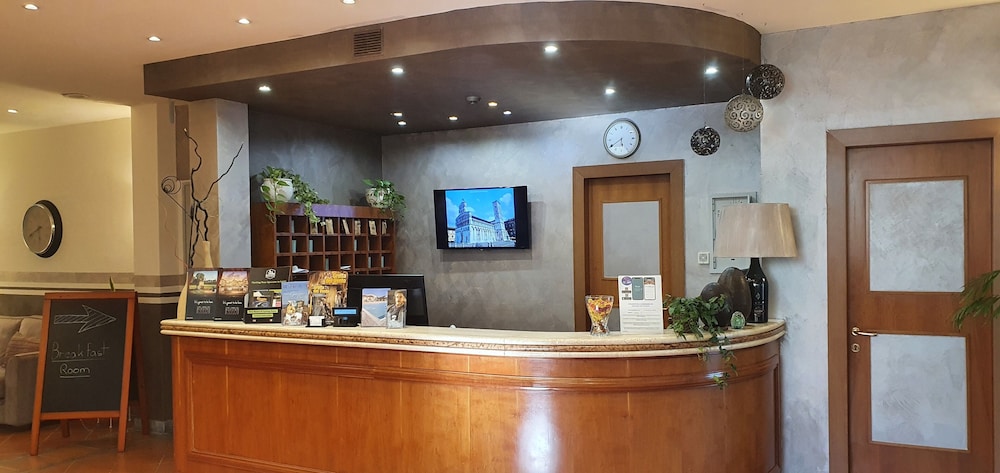 Noristars Ex Carignano Hotel 4/49