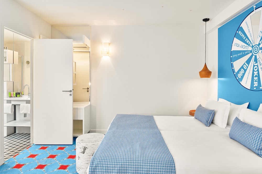 Joke Hotel Astotel 20/50