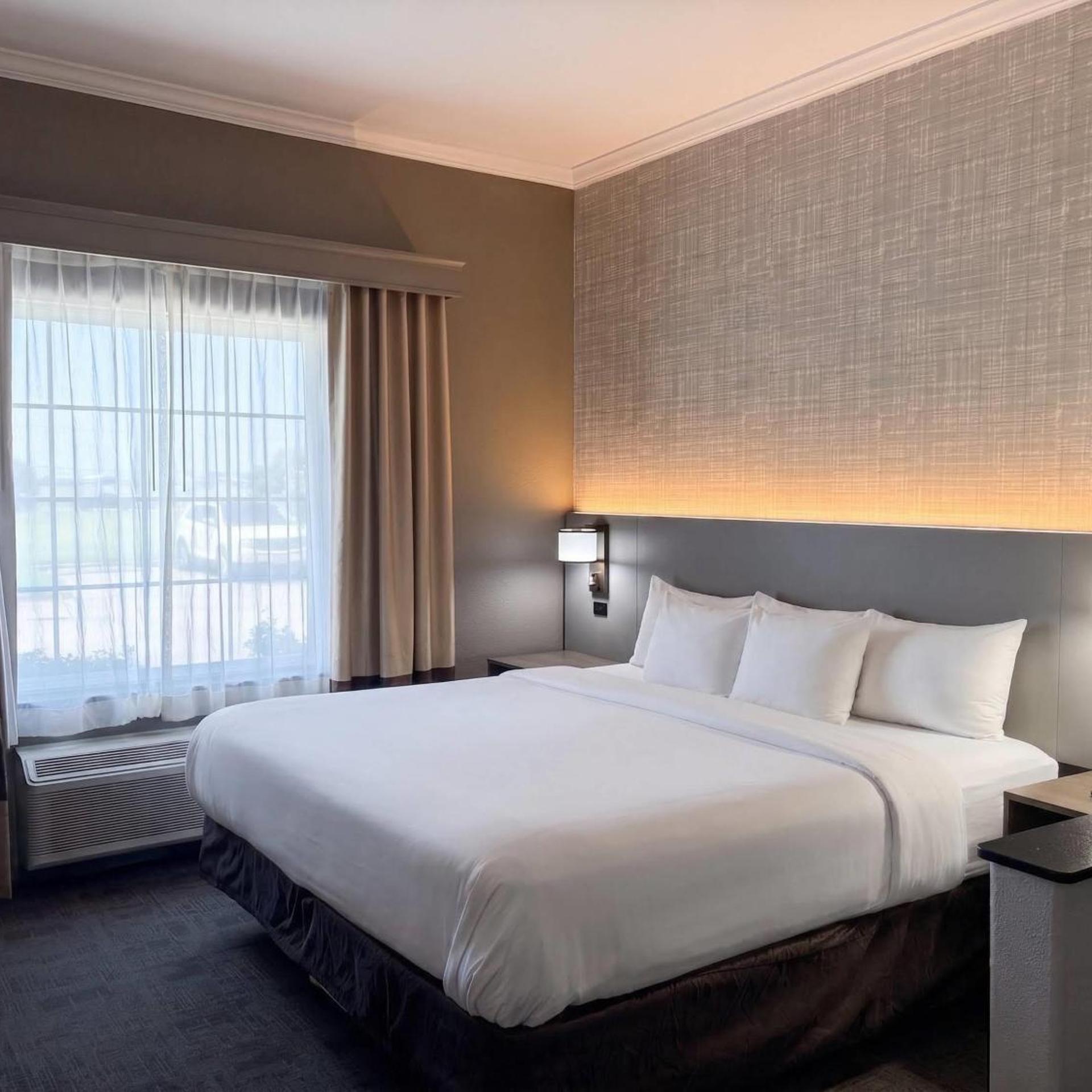 Standard, King Bed