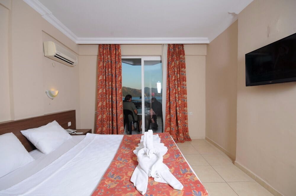 Sonnen Hotel 15/30