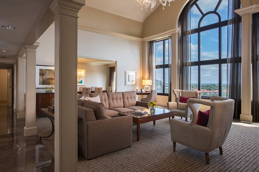 Renaissance Austin Hotel 27/45