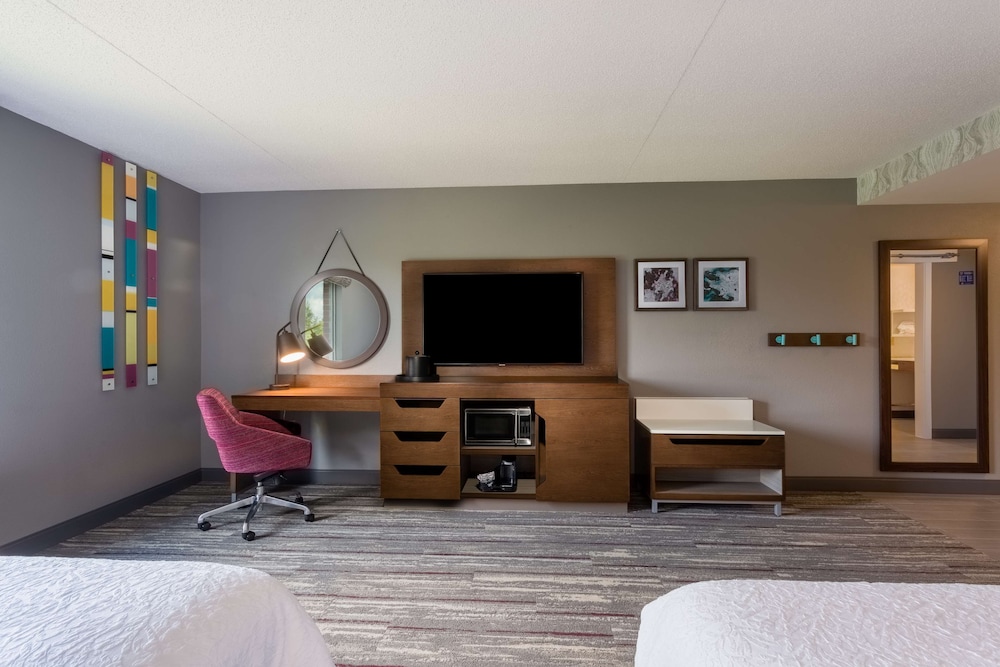 Hampton Inn & Suites Herndon - Reston 16/42