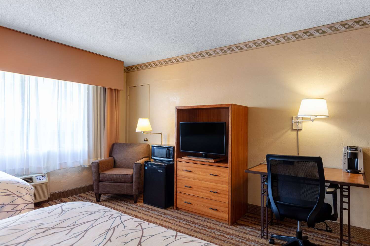 Travelodge By Wyndham Seattle By The Space Needle 14/27