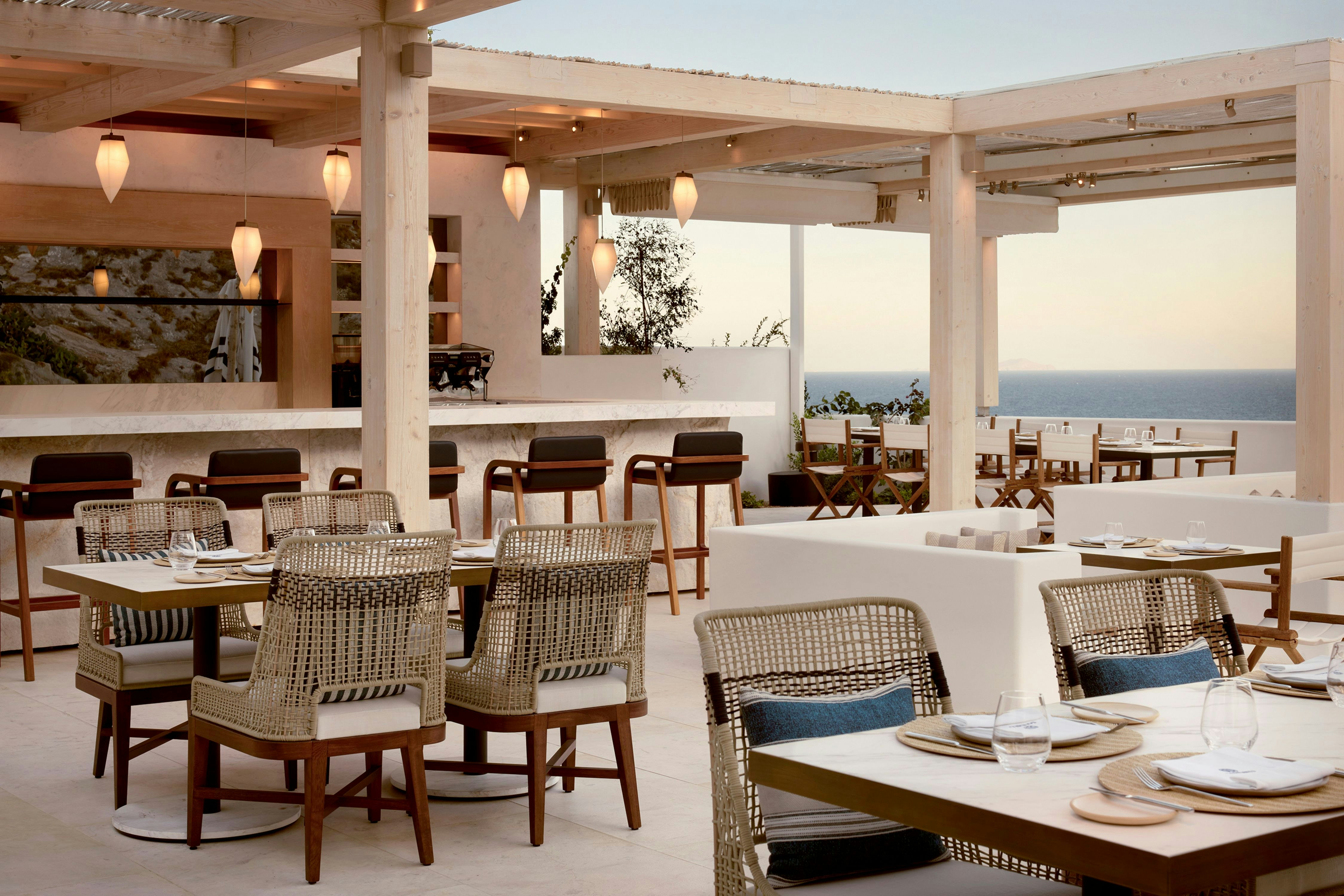 Sandblu Santorini, LXR Hotels & Resorts 21/37