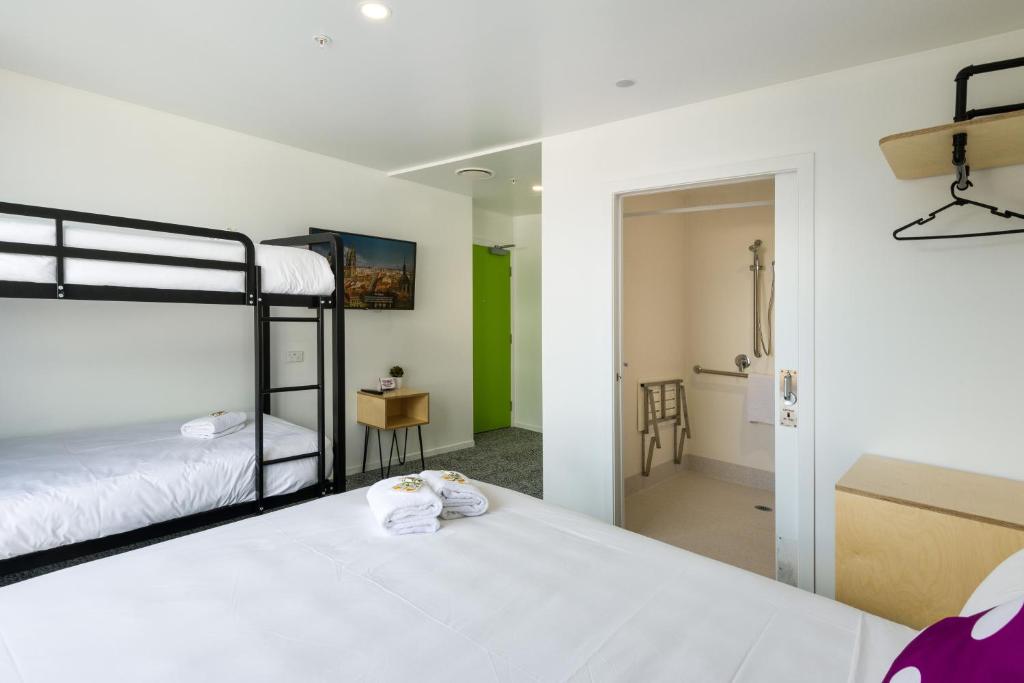 Family Ensuite with Balcony