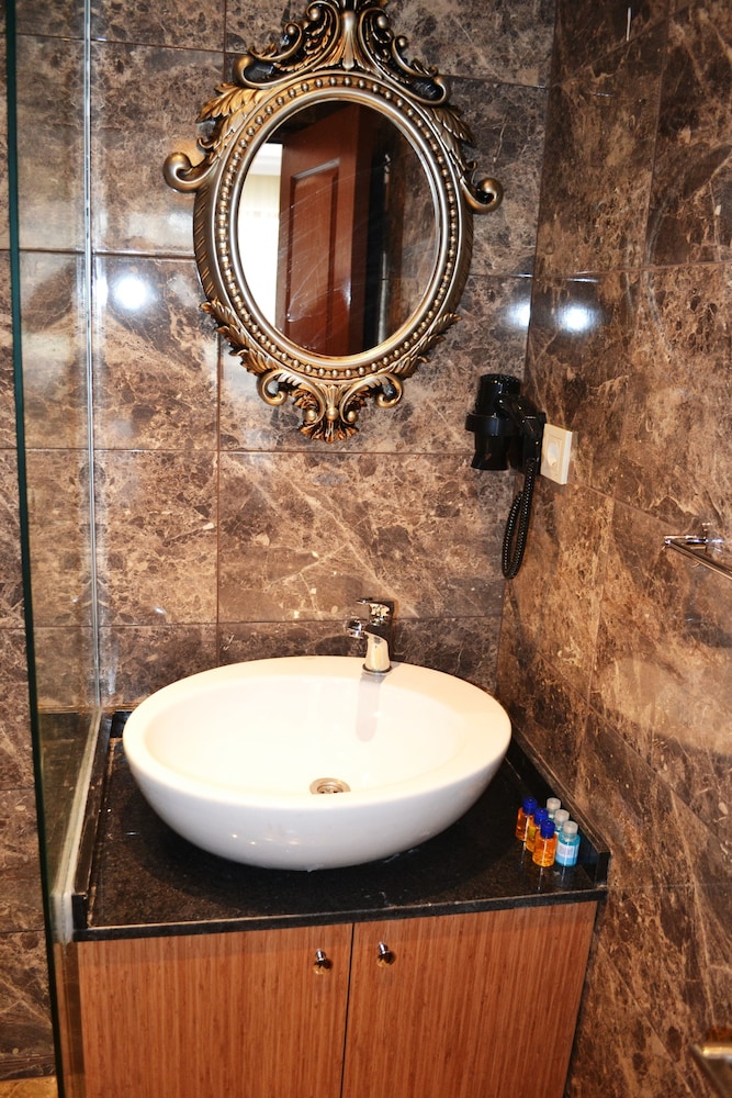Istanbul Comfort Hotel 44/50