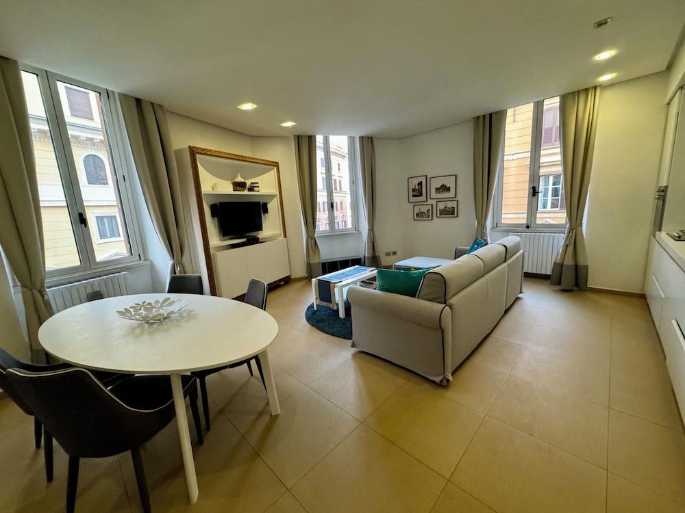 Interno 5 B&B 28/36