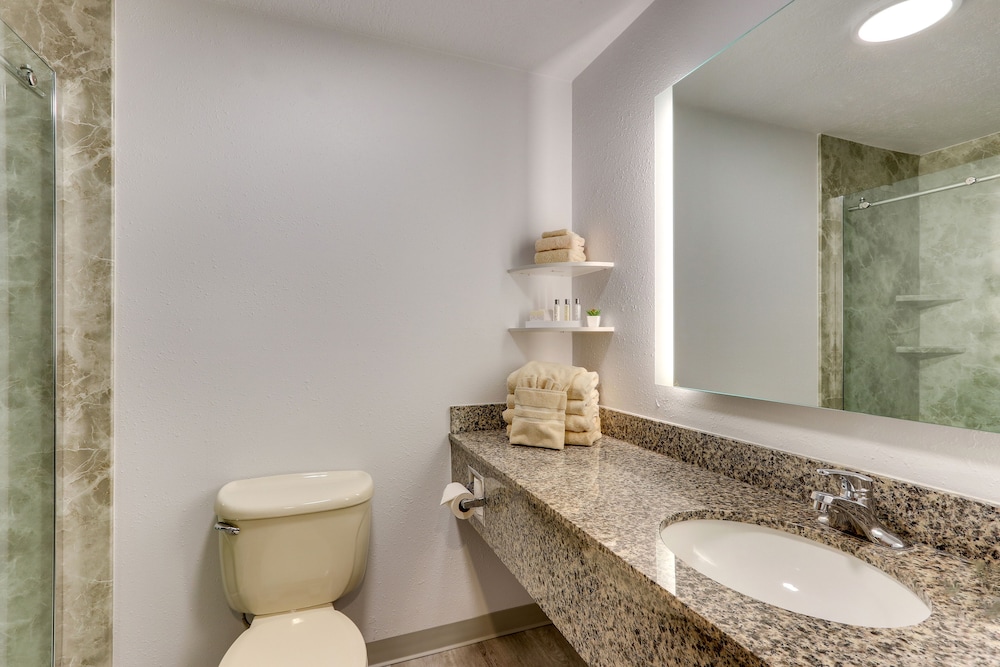Parkshore Resort 51/54