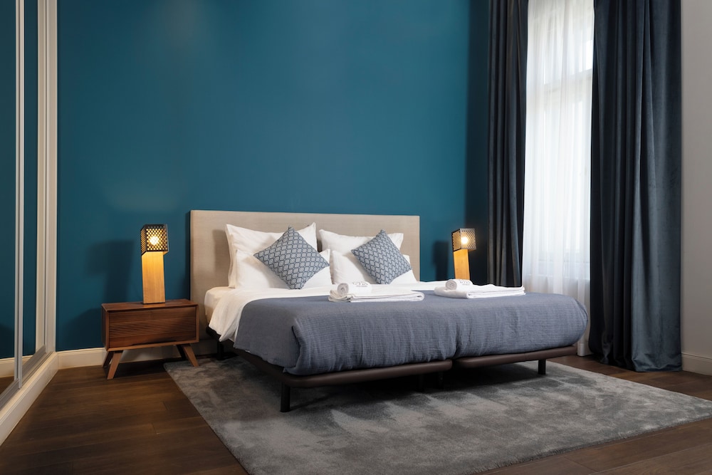 Utto Luxury Suites 18/54