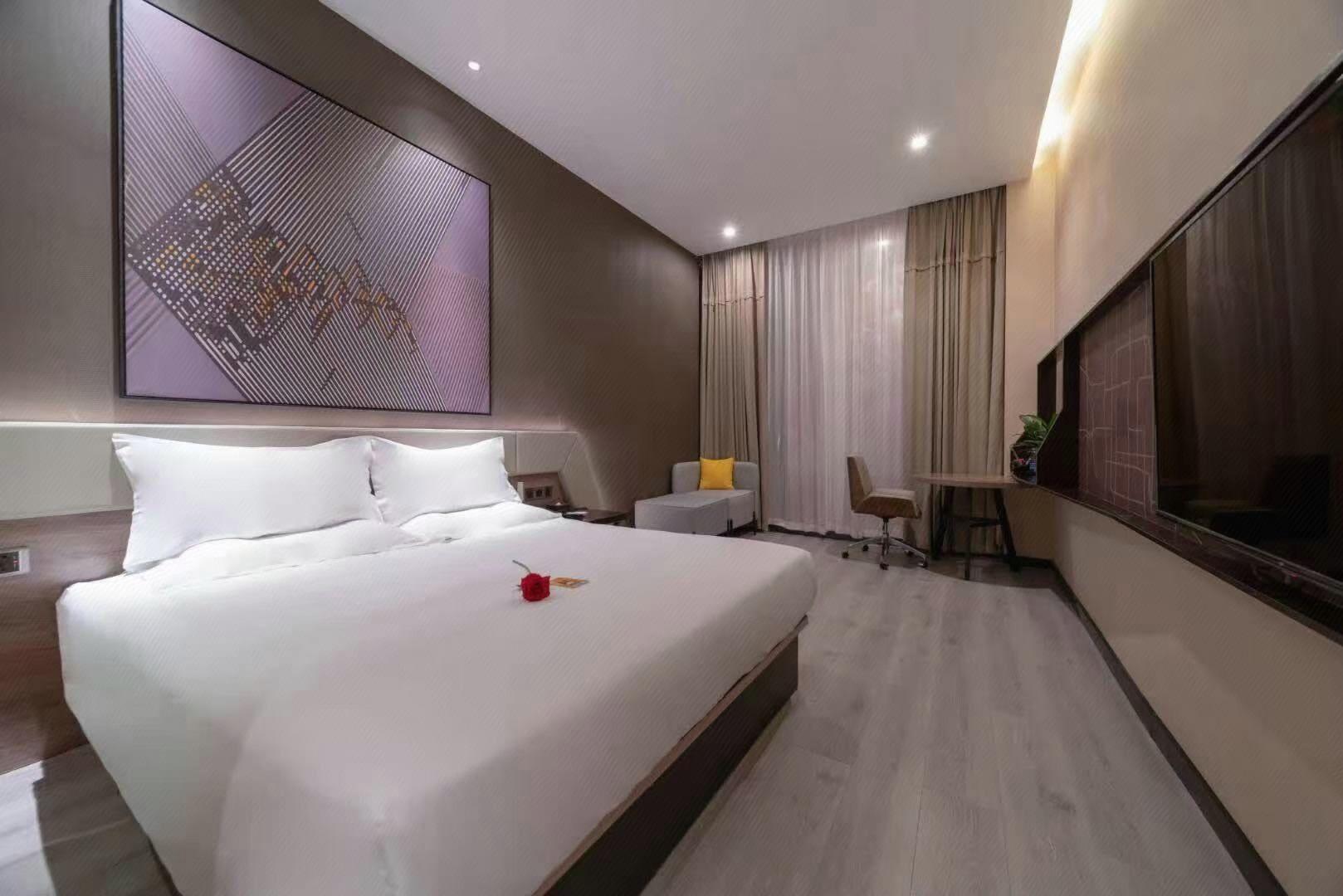 Guest Room, Double Bed, No Window