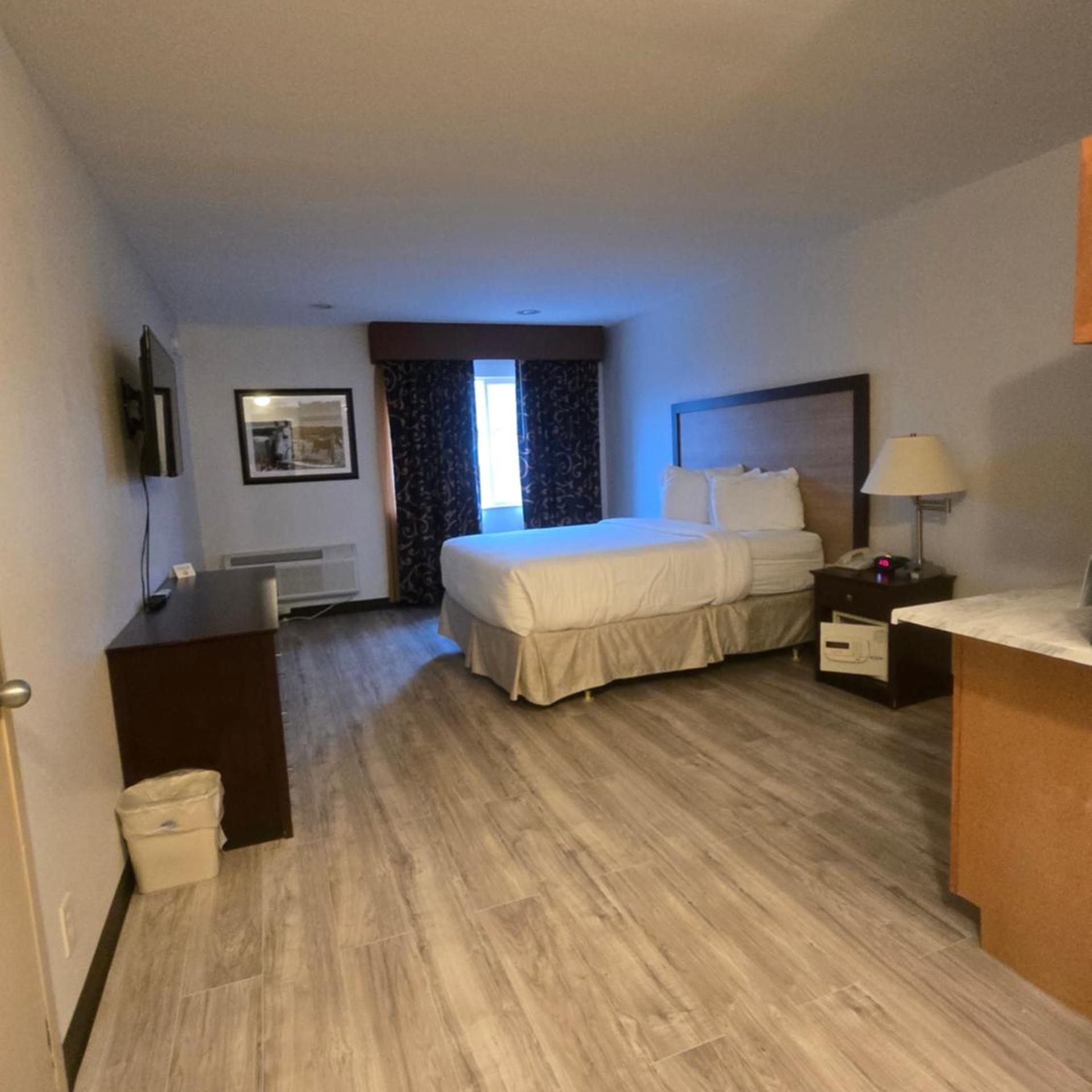 استوديو بسرير كوين، Best Western Plus Heritage Inn 2/5
