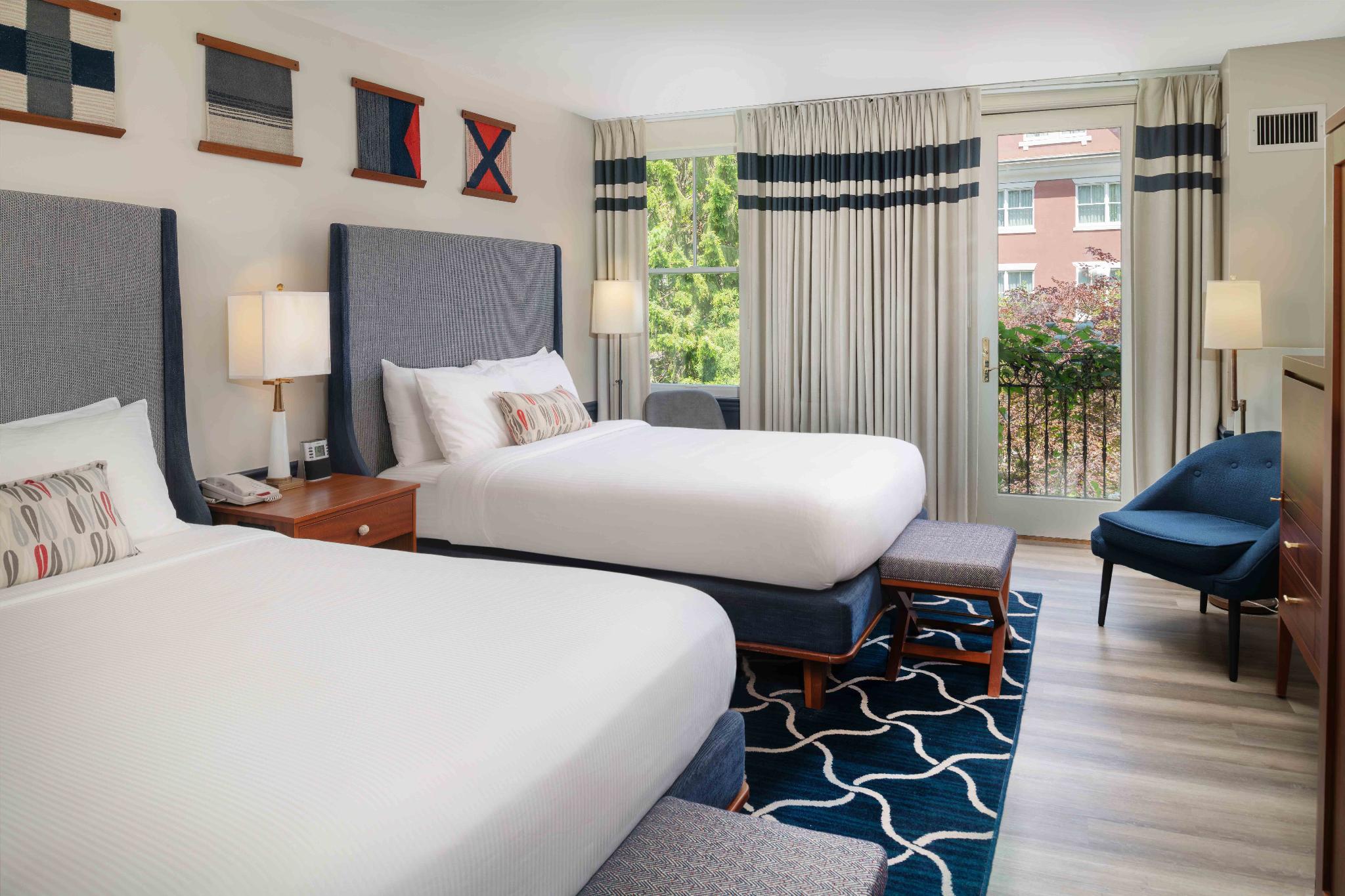 Garden, 2 Queen Beds