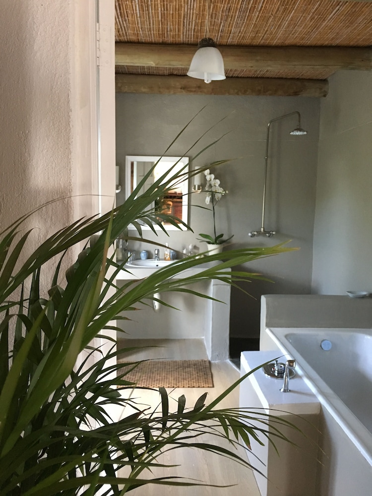 Ashbourne Country Escape 38/44