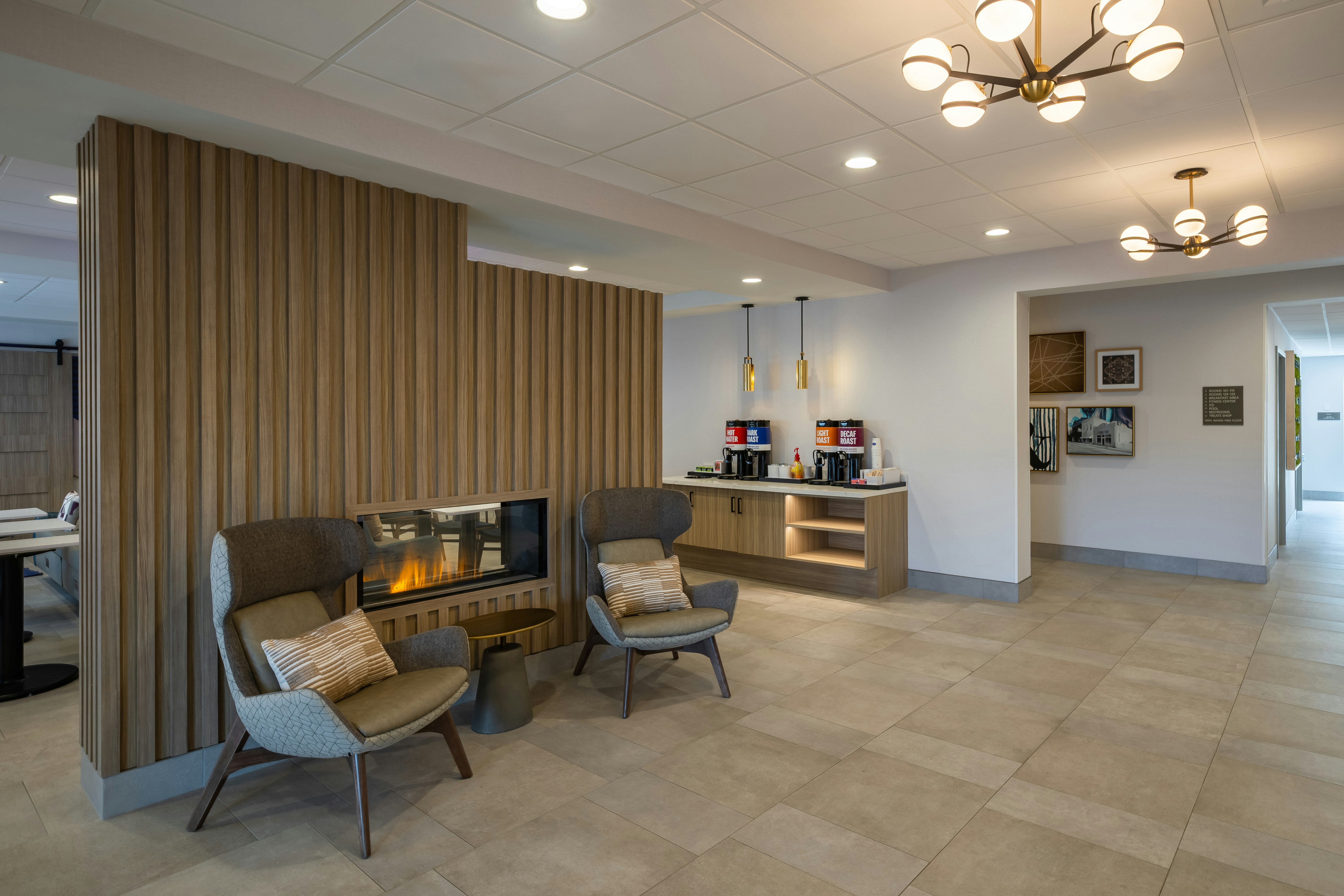 Hampton Inn Easley 44/72