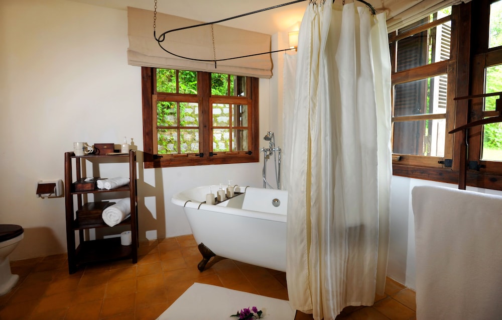 Ana Mandara Villas Dalat Resort & Spa 24/67