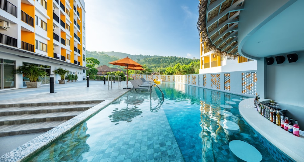 Beehive Boutique Hotel Phuket 47/50