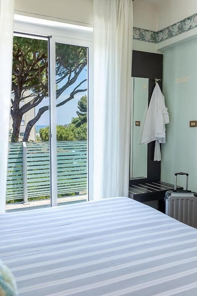 Hotel Adriatica 24/54