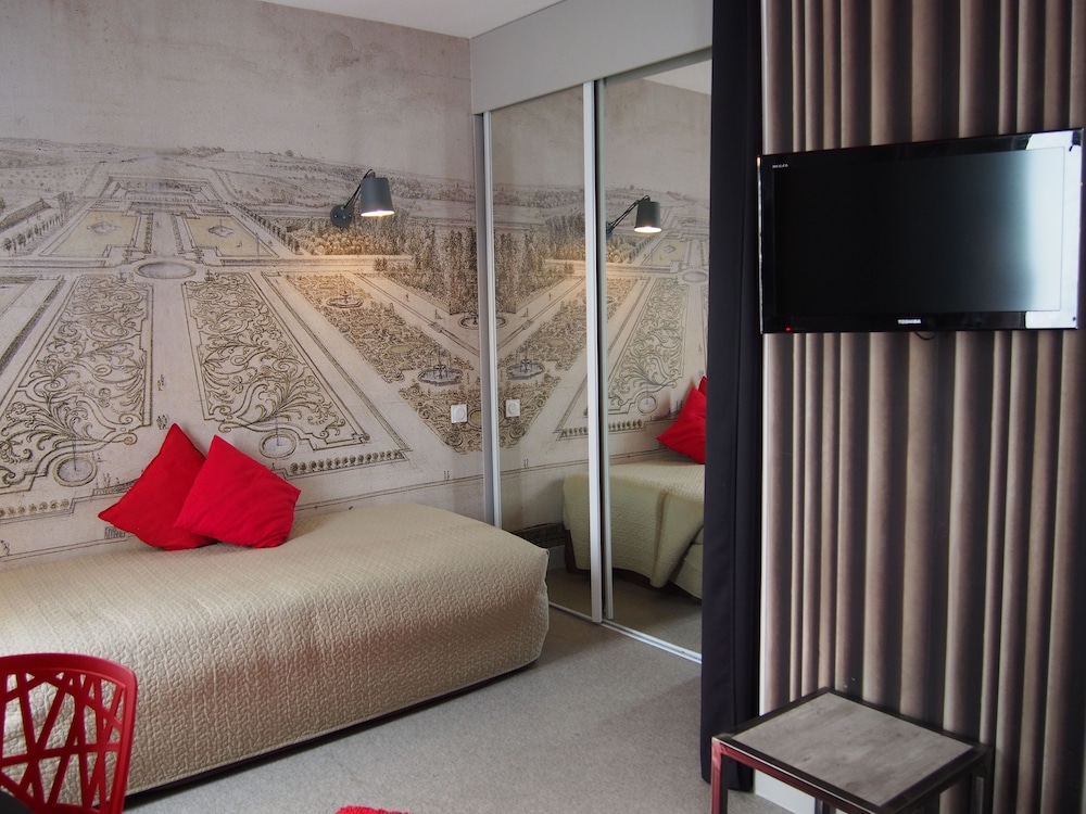 Porte de Versailles Hotel 33/48
