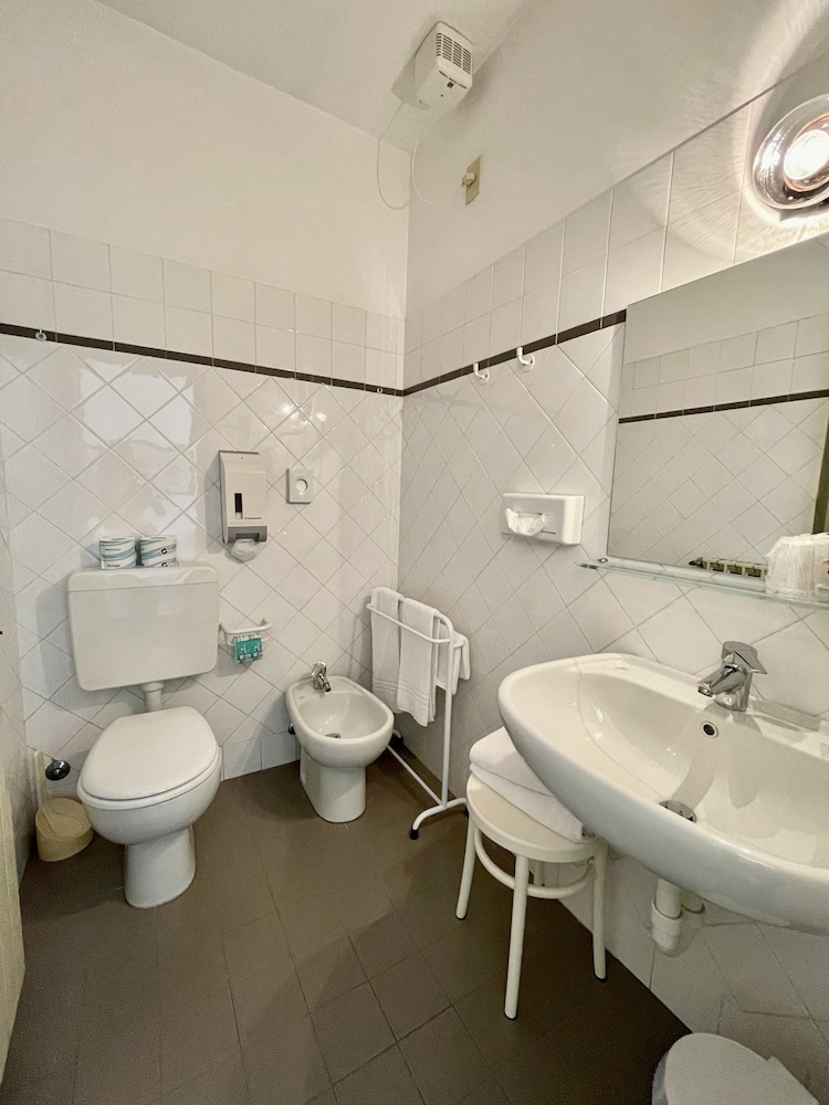 Hotel Beau Rivage 49/50