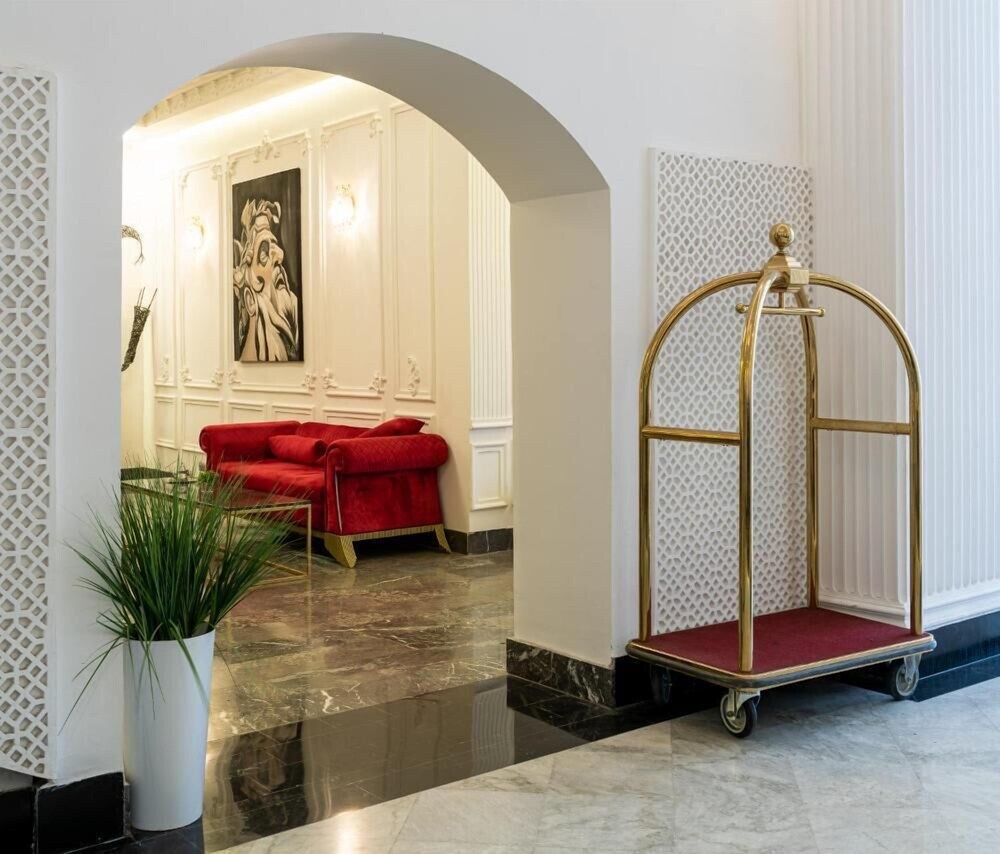 Hotel Majestic 6/54