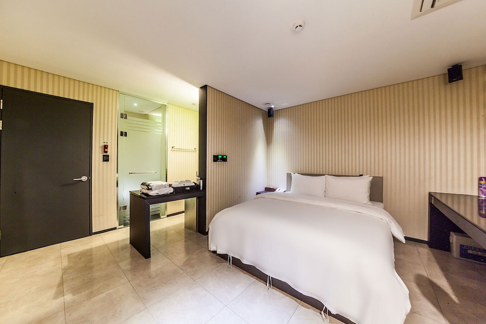 Jbis Hotel 9/46