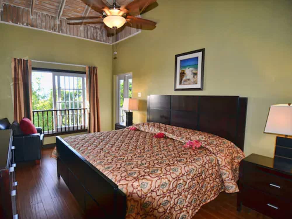 Tropical Lagoon Resort 13/29
