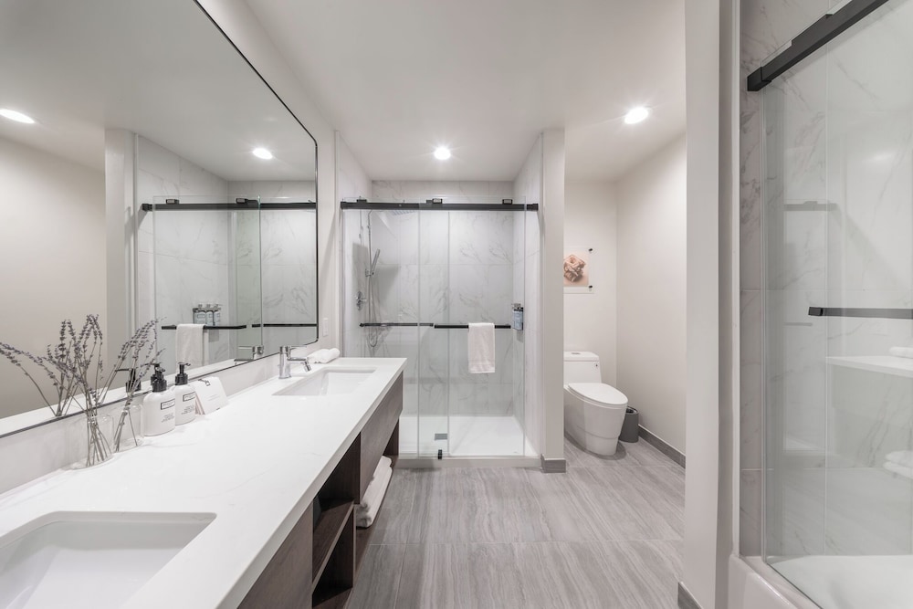 Kins Hotel 47/50