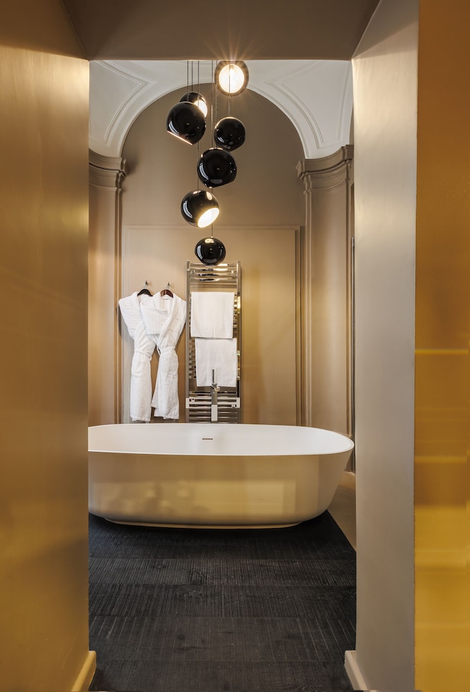 DOM Hotel Roma 8/50