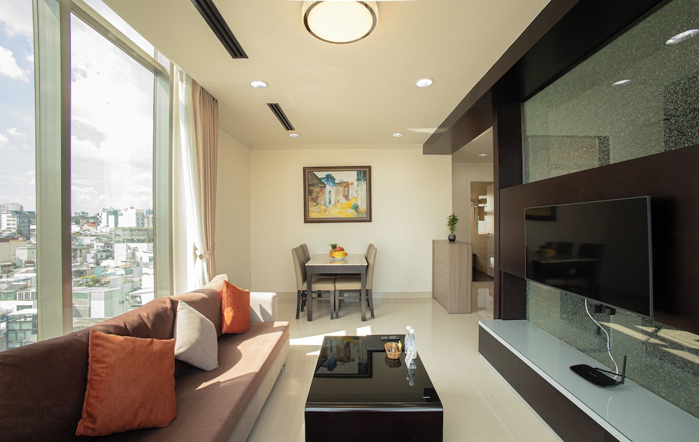 Mayfair Suites - Wmc Tower 55/70
