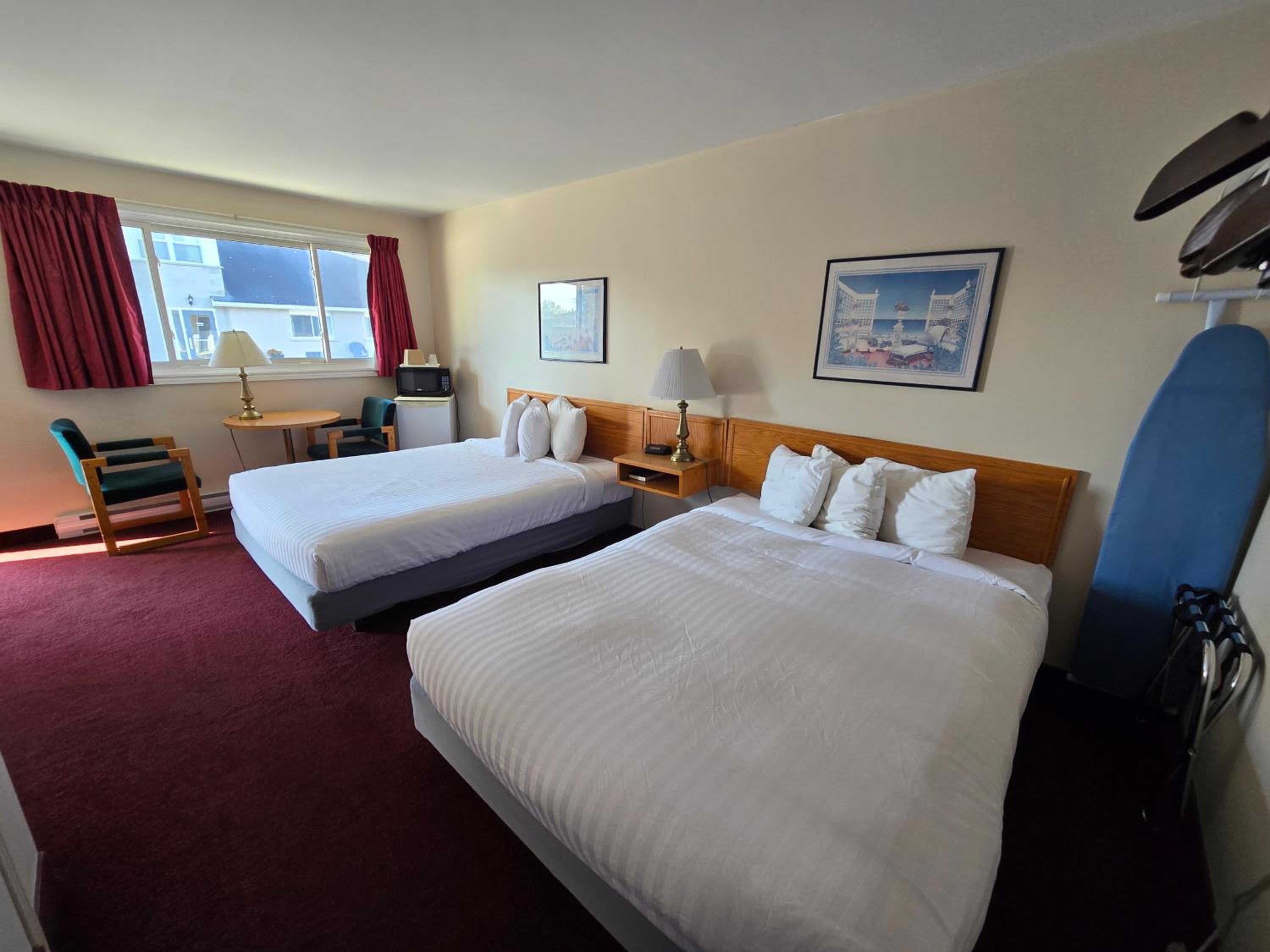 Room, 2 Double Beds, Exterior Entrance