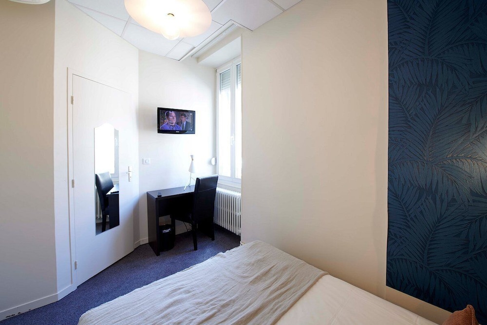 غرفة مفردة، HOTEL DE FRANCE REST. LE TAST'VIN 2/3