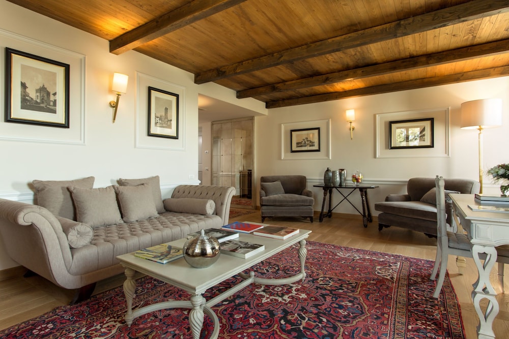 VILLA LE CALVANE 22/50