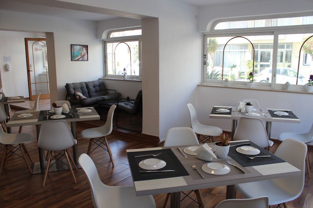 La Veranda Hotel 31/44