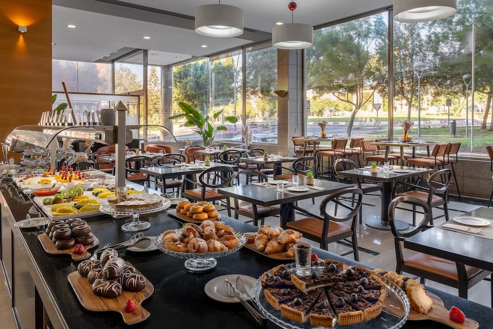 Elba Almeria Business & Convention Hotel 41/60