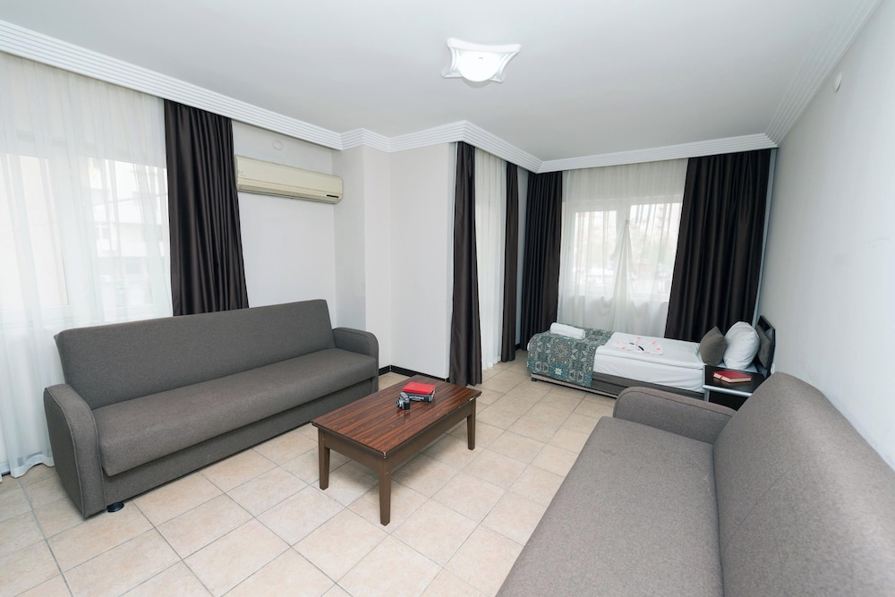 City Inn Family Apart 18/24